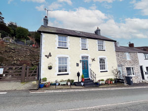 Photo 1- click for photo gallery